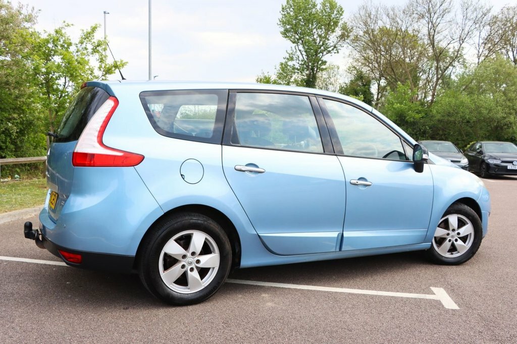 Renault Grand Scenic Dynamique Brown #10
