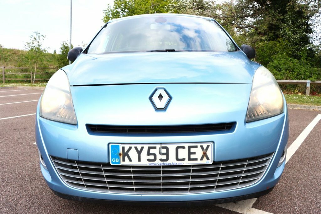 Renault Grand Scenic Dynamique Brown #21
