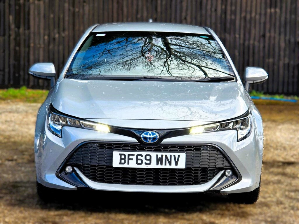 Toyota Corolla Design Vvt-i Hev Cvt BF69WNV #2