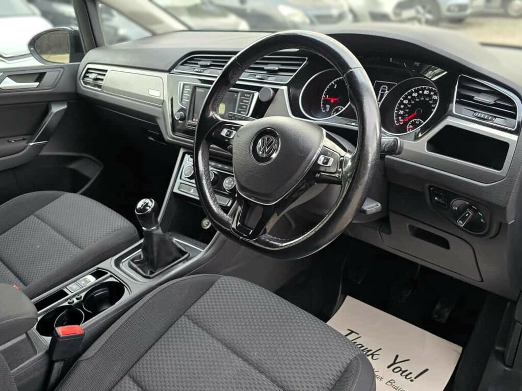 Volkswagen Touran Se Tdi Bluemotion Technology Black #3