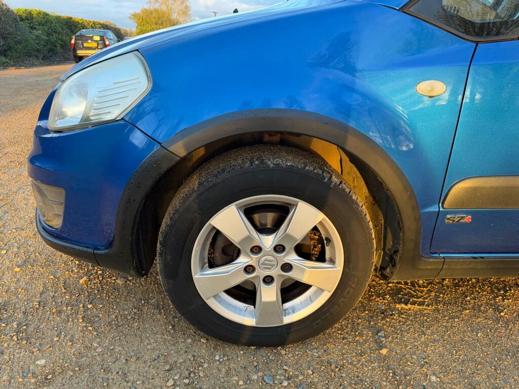 Suzuki SX4 Sz4 Silver #42