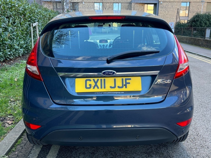 Ford Fiesta Zetec Grey #4