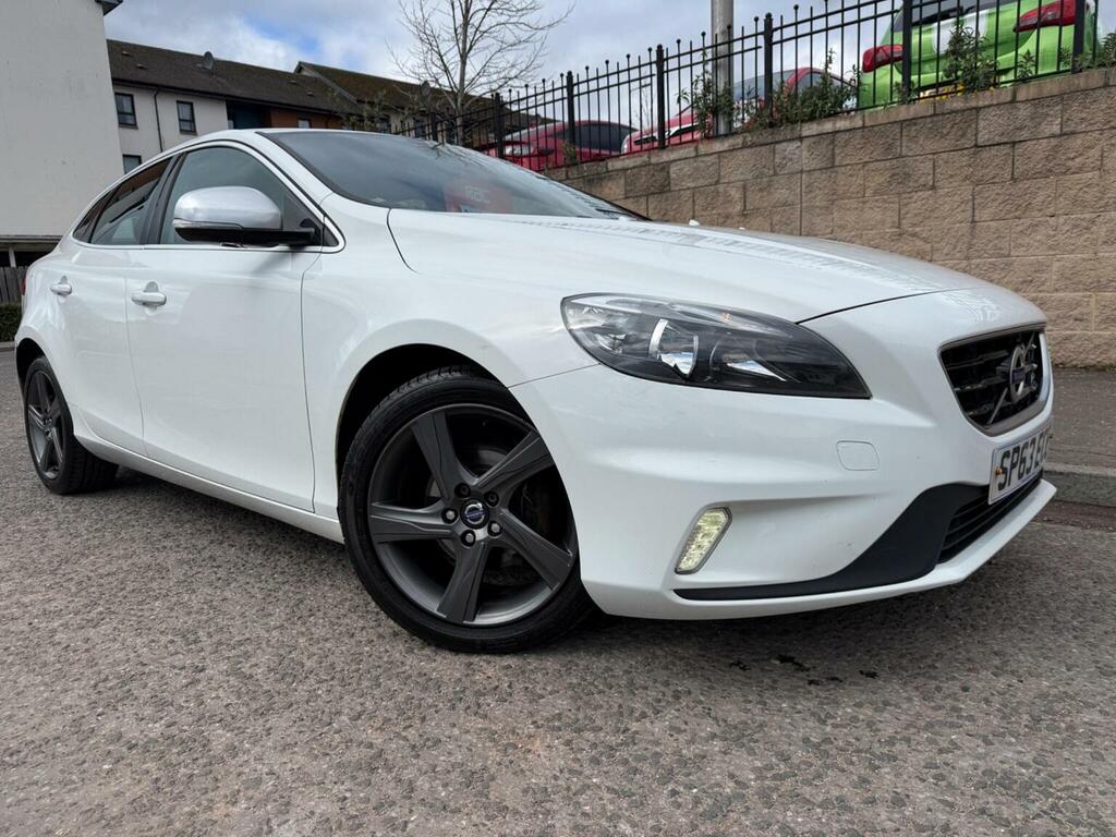 Volvo V40 1.6 D2 R-design Euro 5 Ss White