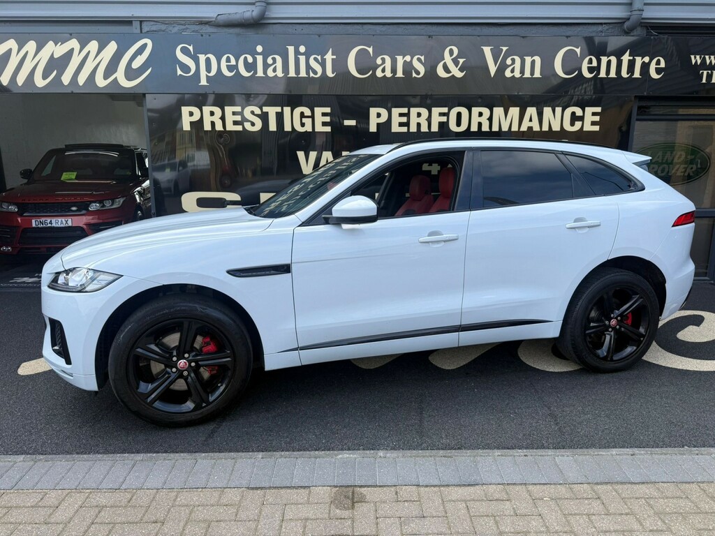 Jaguar F-Pace Suv 3.0 D300 V6 S 201666 White