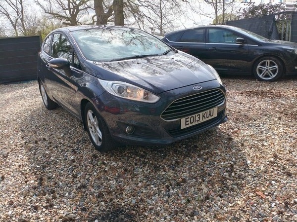 Ford Fiesta Zetec Grey
