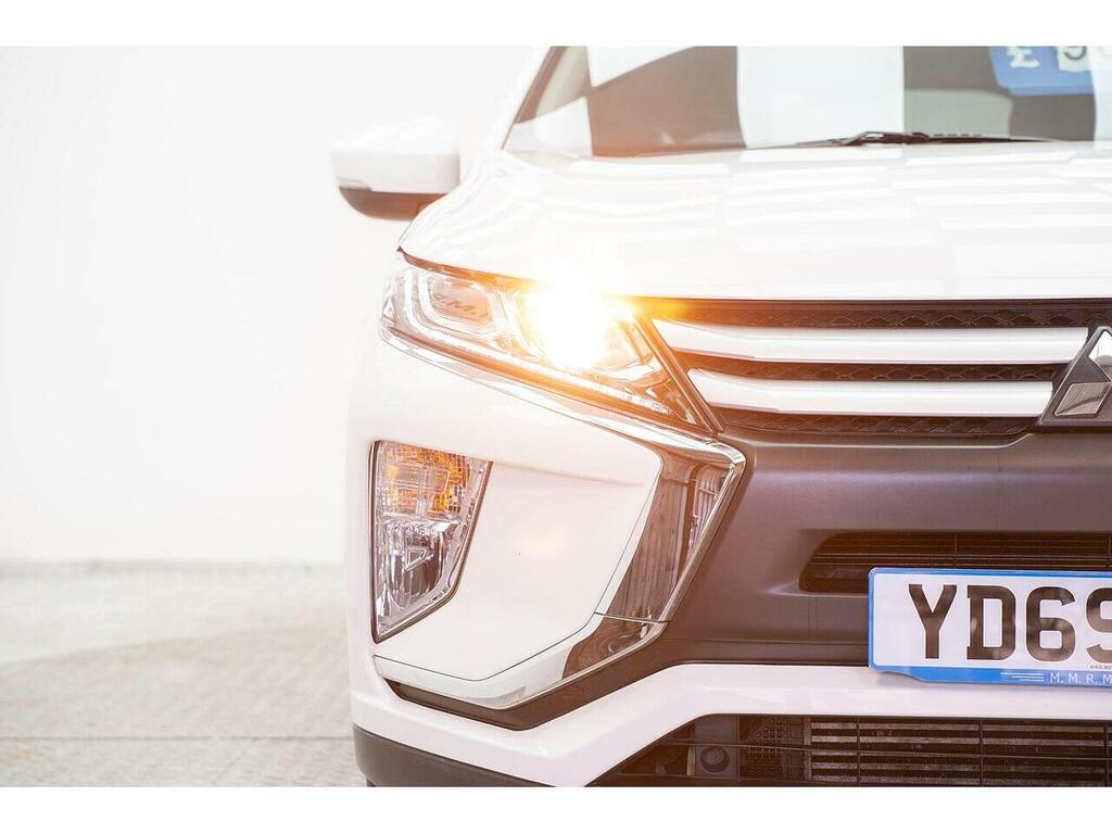 Mitsubishi Eclipse Cross 1.5T Design Se Euro 6 Ss YD69UNJ White #3