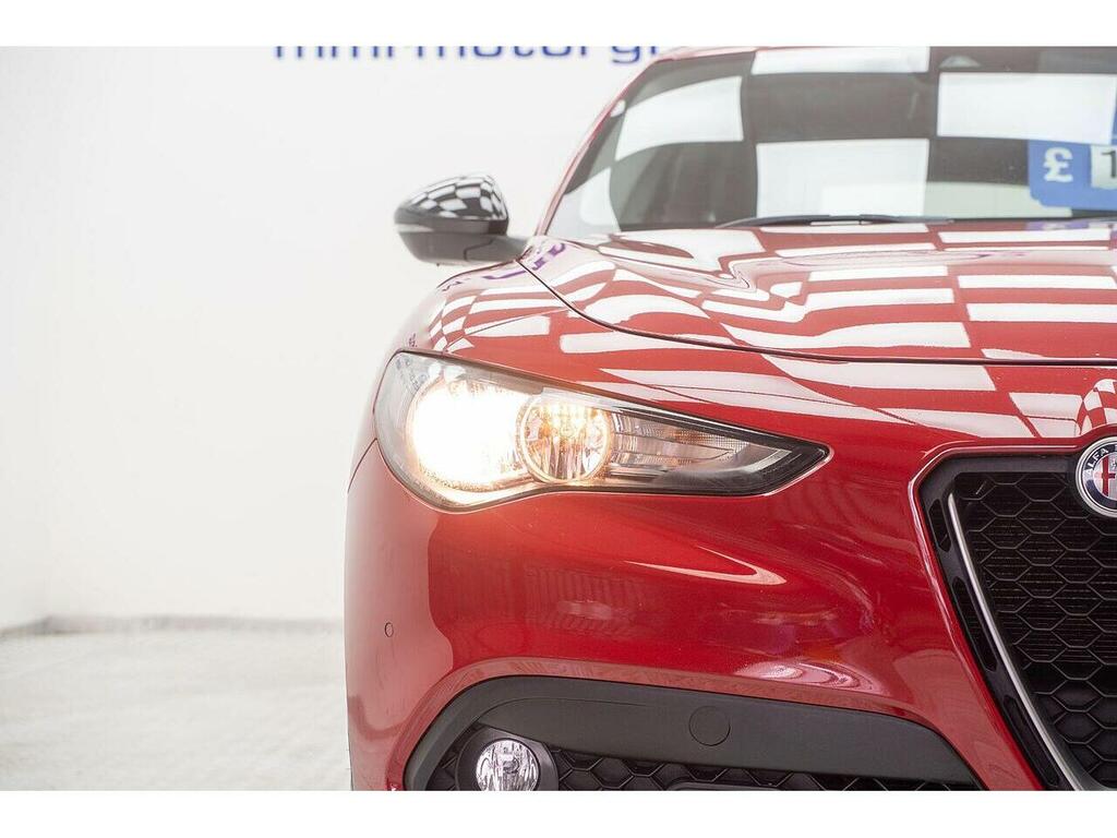 Alfa Romeo Stelvio 2.2 Td Super Q4 Awd Euro 6 Ss Red