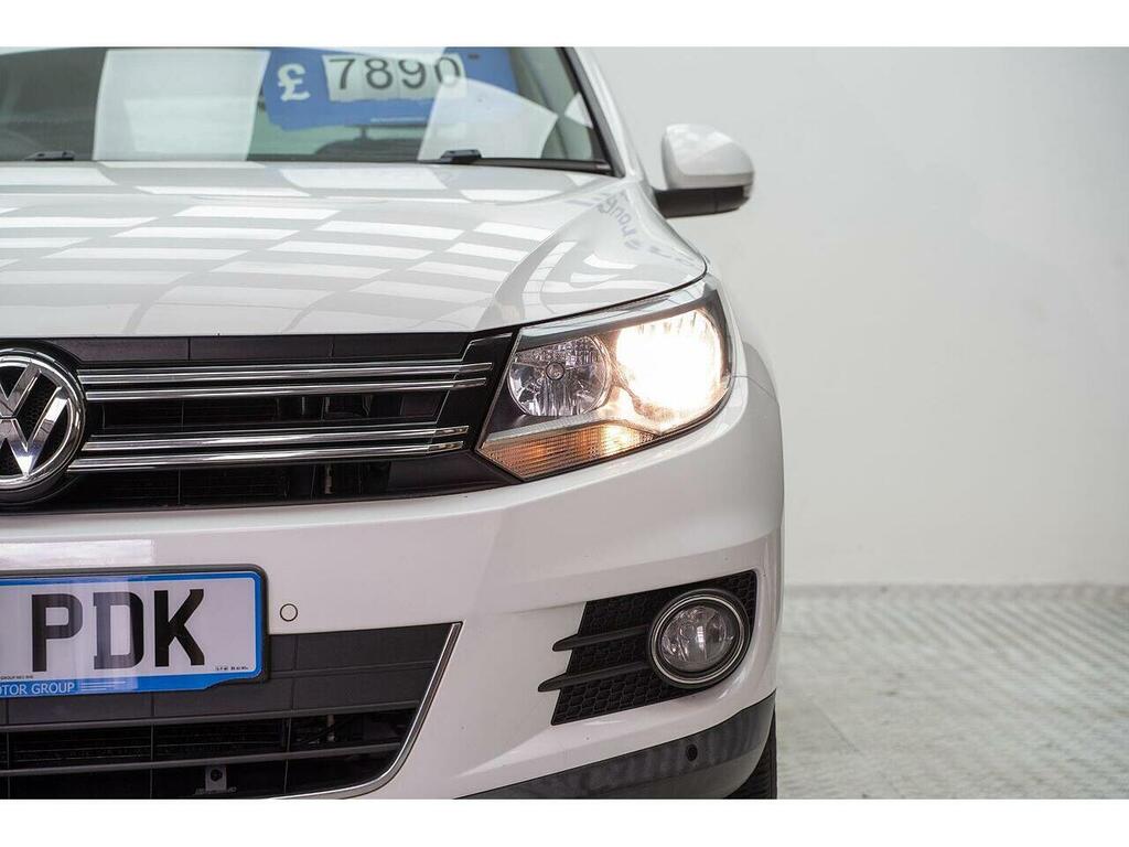 Volkswagen Tiguan 2.0 Tdi Bluemotion Tech Match 2Wd Euro 5 Ss BT15PDK White #6