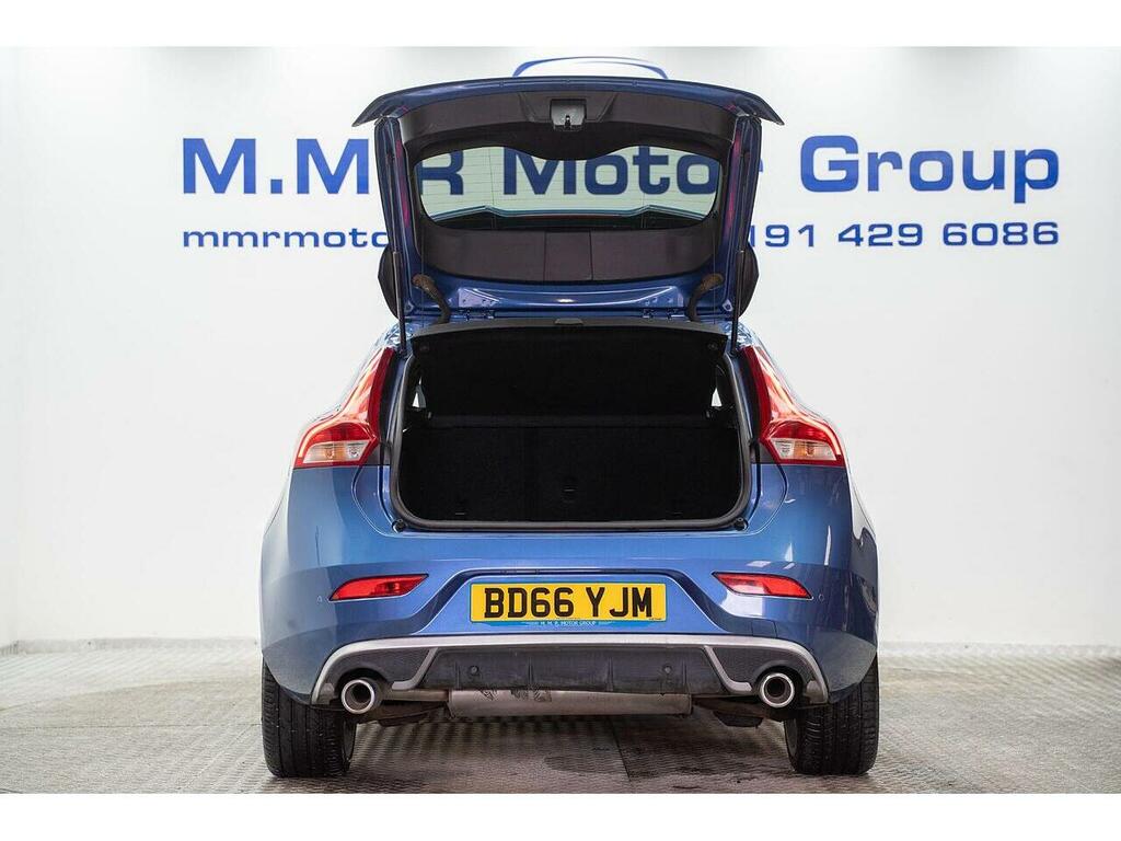 Volvo V40 2.0 D4 R-design Pro Euro 6 Ss BD66YJM Blue #6