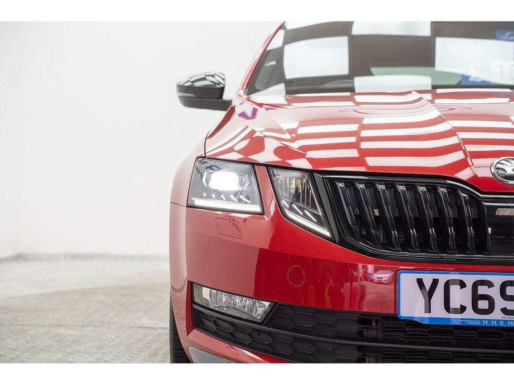 Skoda Octavia 1.5 Tsi Act Sportline Dsg Euro 6 Ss YC69PJU Red #2