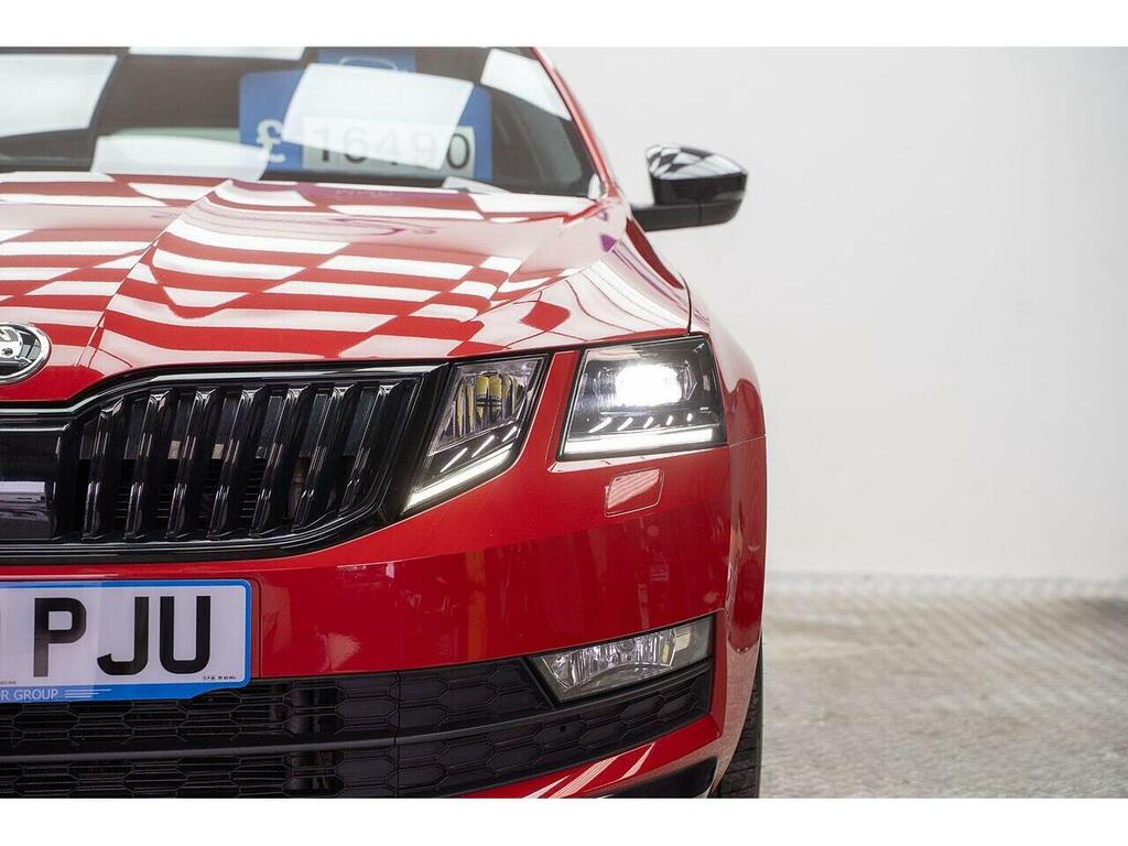 Skoda Octavia 1.5 Tsi Act Sportline Dsg Euro 6 Ss YC69PJU Red #3