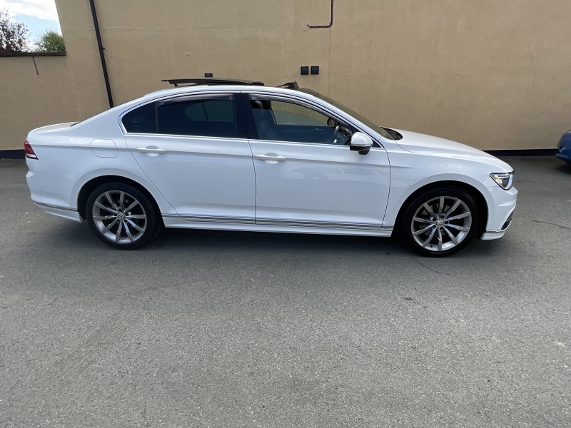 Volkswagen Passat R-line Tdi SD17VHW White #5