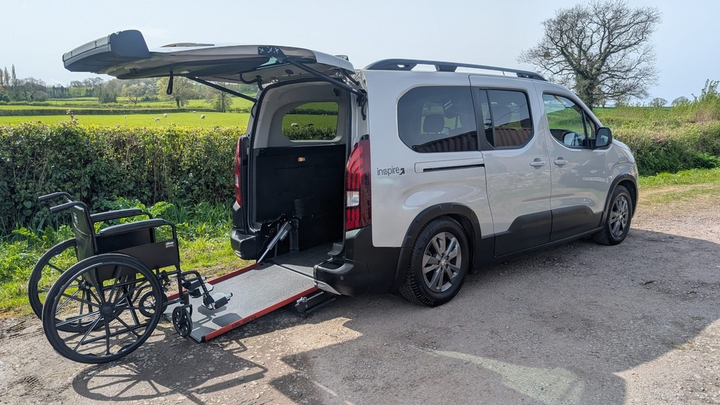 Peugeot Rifter Diesel Beige