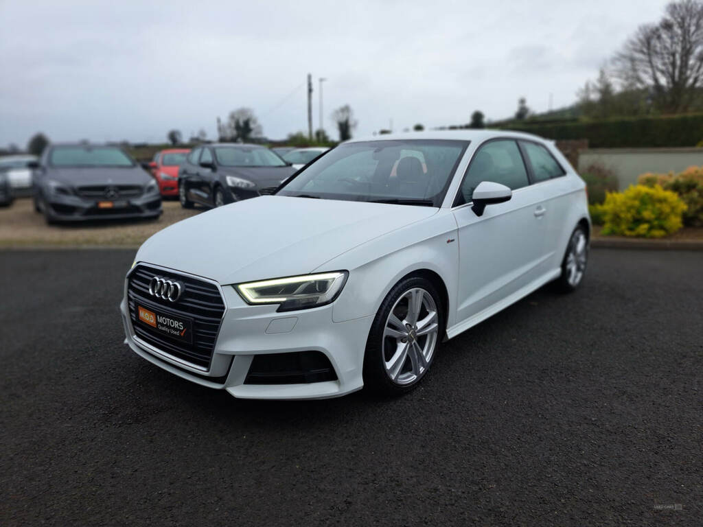 Audi A3 1.6 Tdi 116 S Line NA17KXZ White #2