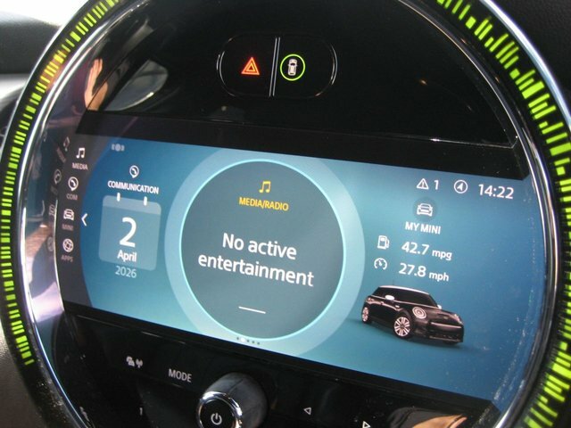 Mini Hatch 1.5 Cooper Exclusive Hatchback Steptron RV72UAK Black #4