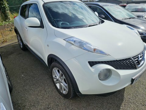 Nissan Juke Acenta Premium FT61HKL White #6