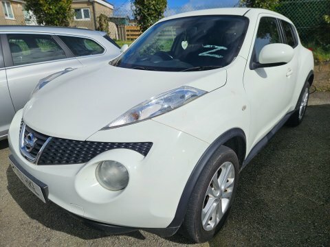 Nissan Juke Acenta Premium FT61HKL White #2