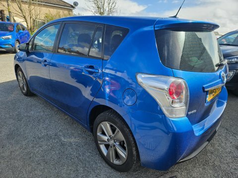 Toyota Verso D-4d Trend MM64PGX Blue #5