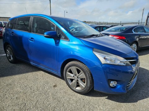 Toyota Verso D-4d Trend MM64PGX Blue #2