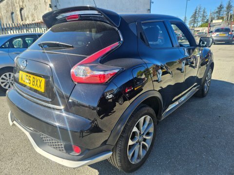 Nissan Juke Tekna Xtronic WJ66BXX Black #4