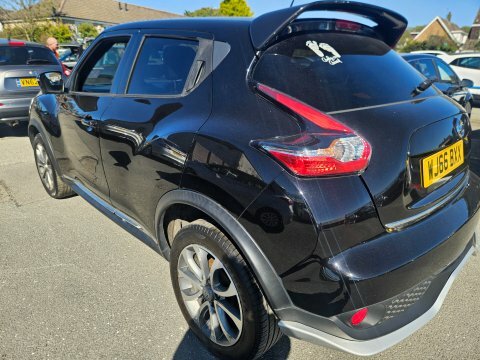 Nissan Juke Tekna Xtronic WJ66BXX Black #6