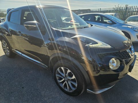 Nissan Juke Tekna Xtronic WJ66BXX Black #2
