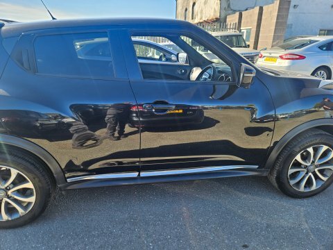 Nissan Juke Tekna Xtronic WJ66BXX Black #3