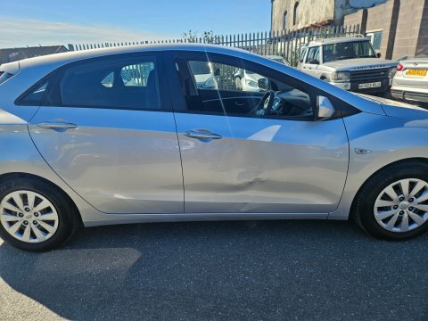 Hyundai I30 Crdi S Blue DF15VSO Silver #3
