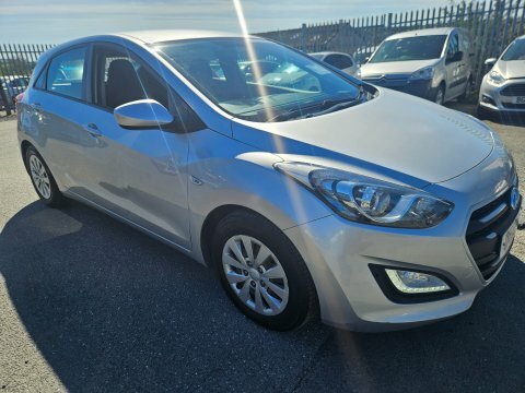 Hyundai I30 Crdi S Blue DF15VSO Silver #2