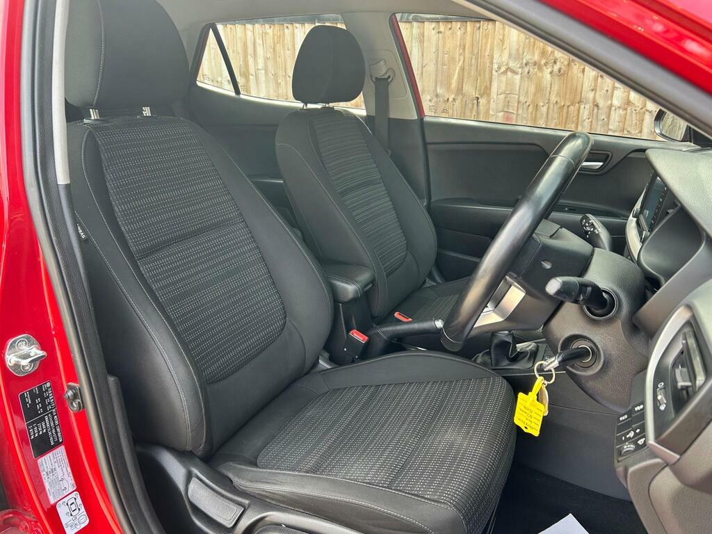Kia Stonic 1.0 T-gdi 2 Euro 6 S S FD18SVU Red #3