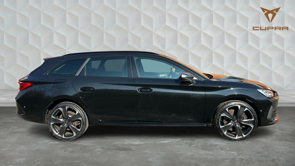 Cupra Leon First Edition Black #4