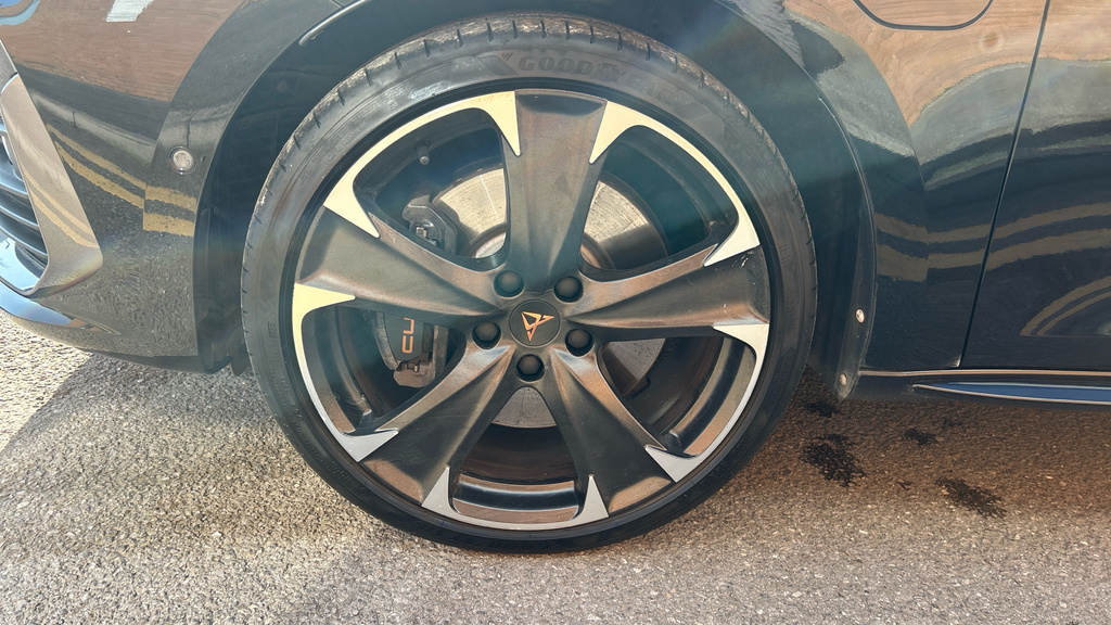 Cupra Leon First Edition Black #27