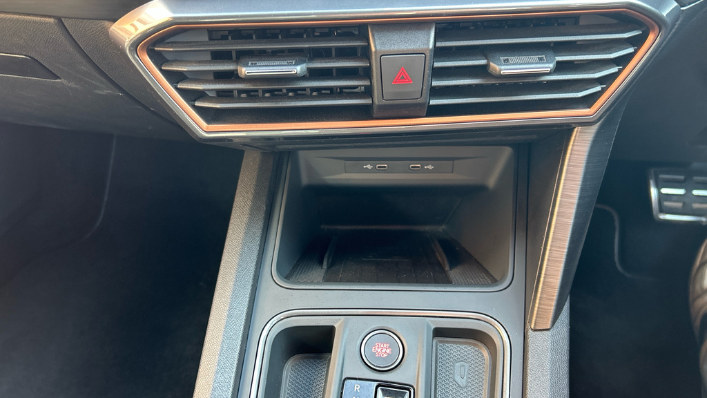 Cupra Leon First Edition Black #19