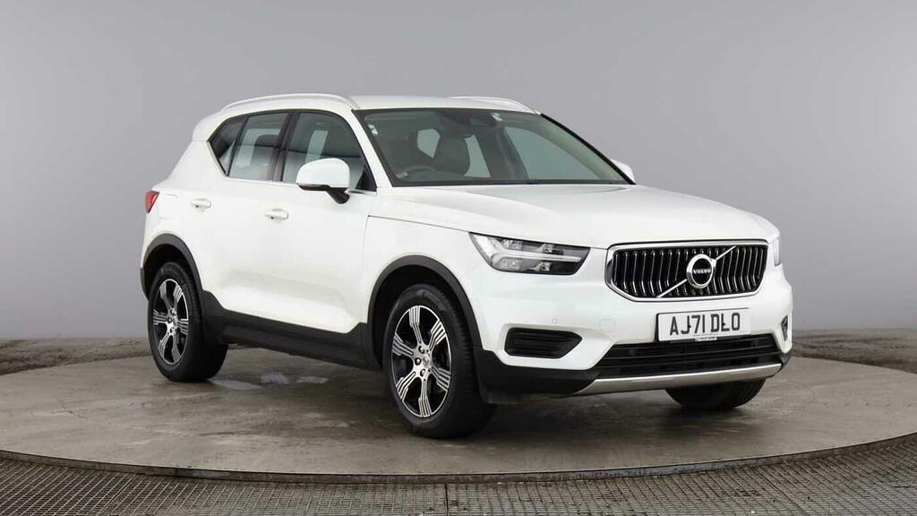 Volvo XC40 T3 Inscription Euro 6 5-Door White