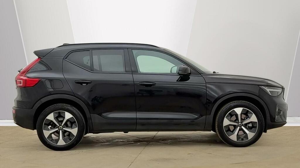 Volvo XC40 2.0 B4 Mhev Plus Dark Dct Euro 6 5-Door RV75ONR Black #2