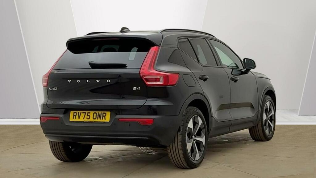 Volvo XC40 2.0 B4 Mhev Plus Dark Dct Euro 6 5-Door RV75ONR Black #3