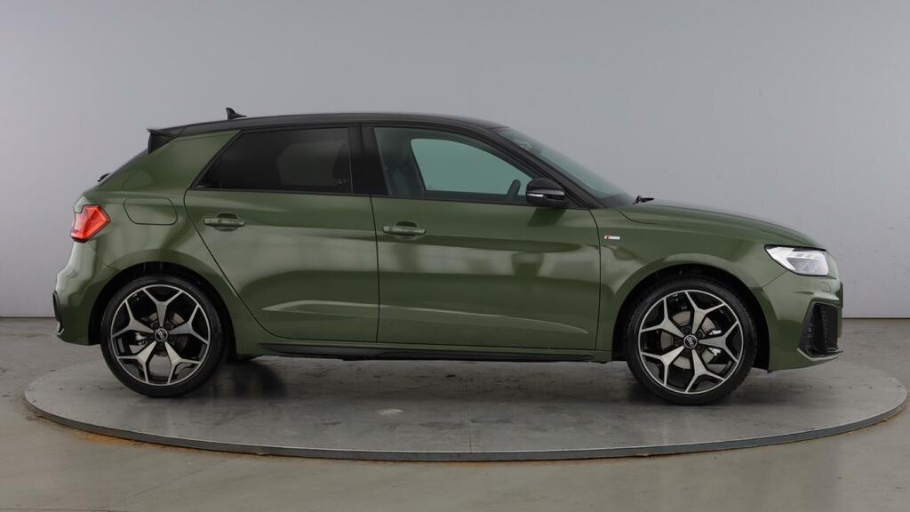Audi A1 Sportback Black Edition 30 Tfsi 116 Ps S Tronic Green #3
