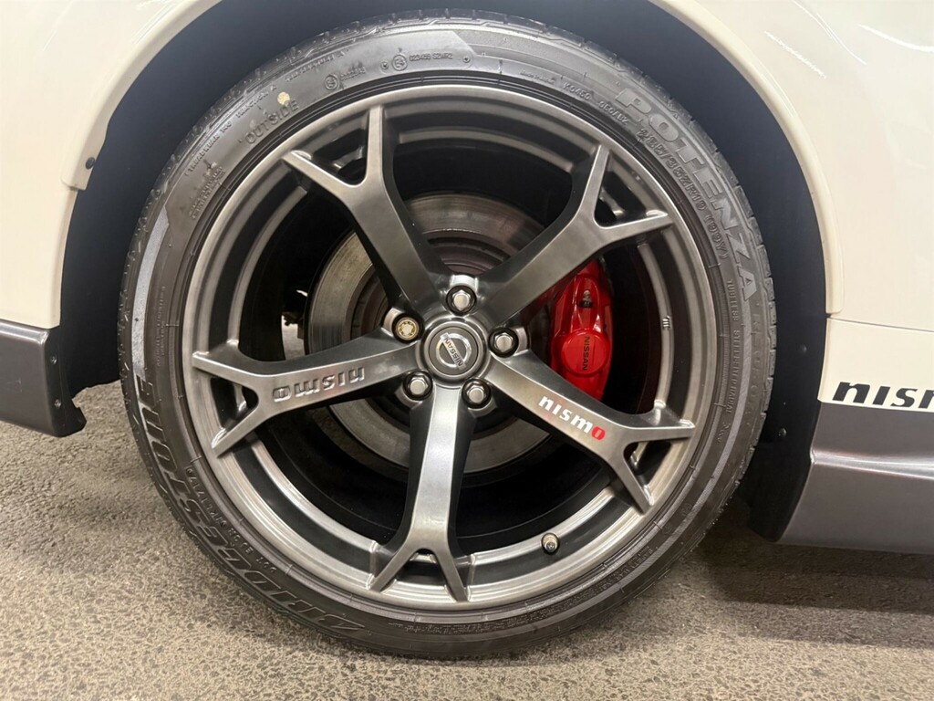 Nissan 370Z  Black #32