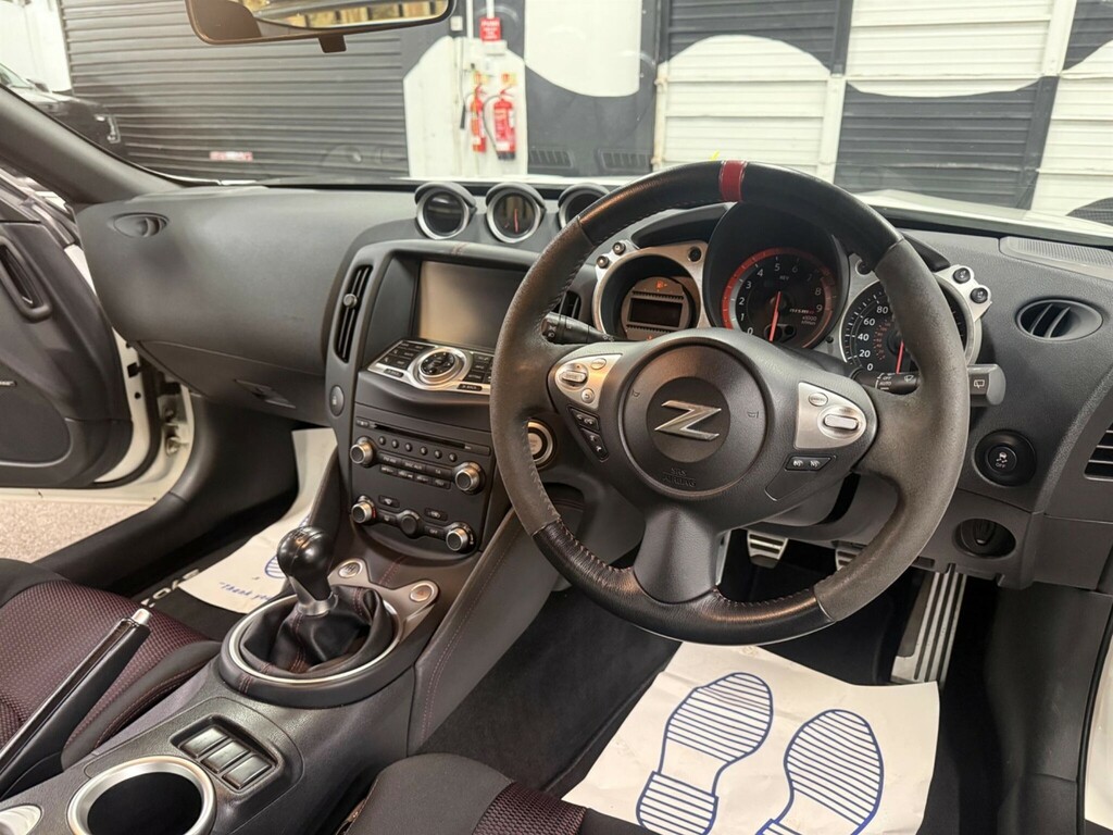 Nissan 370Z  Black #18