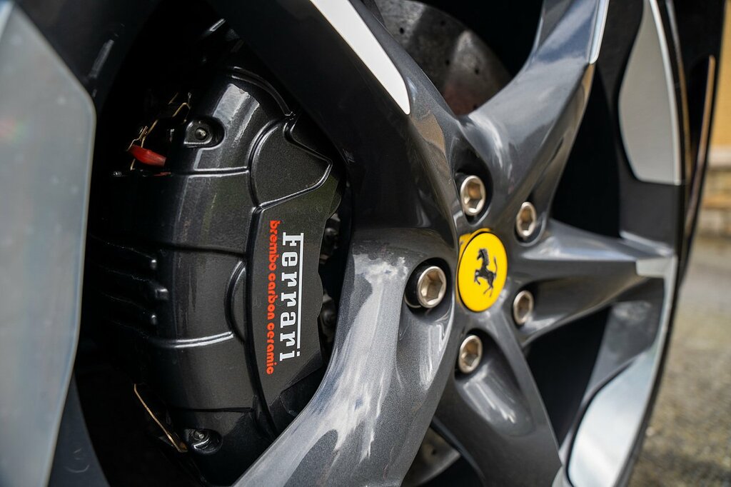 Ferrari Purosangue V12  #9
