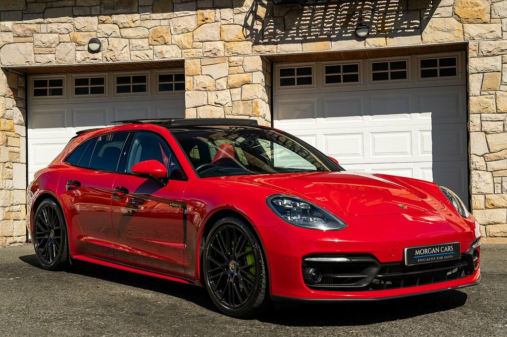 Porsche Panamera 2.9 V6 E-hybrid 17.9Kwh 4S Sport Turismo Petro Red