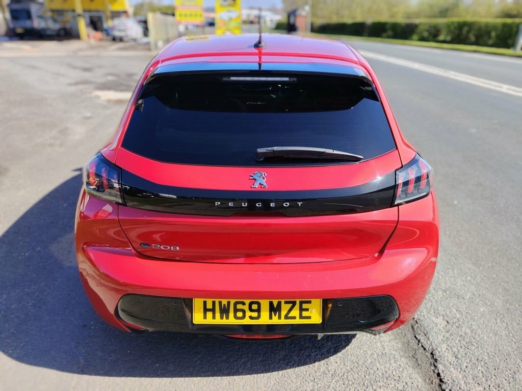 Peugeot e-208 Allure HW69MZE Red #5