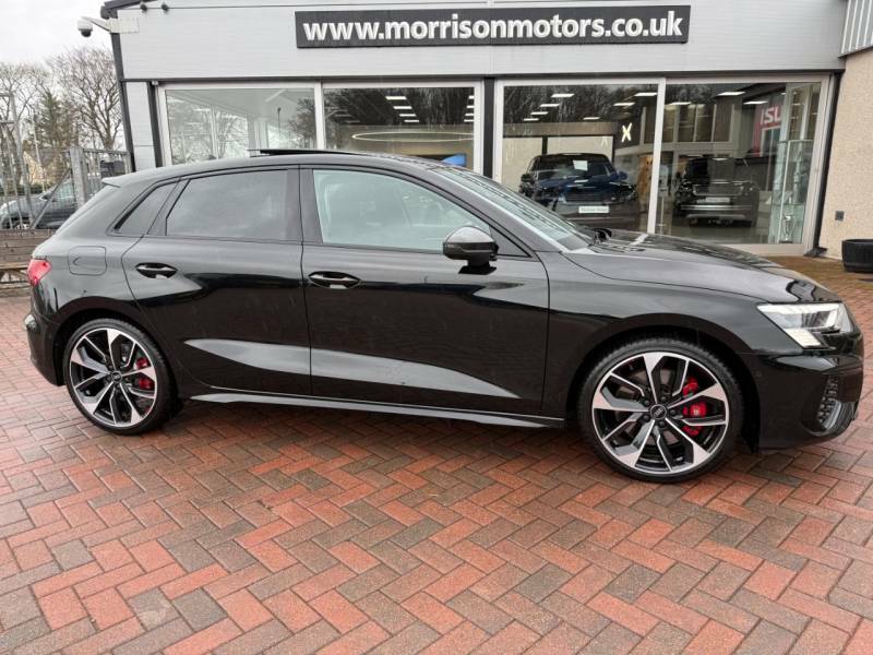 Audi A3 S3 Sportback 2.0Tfsi 310 Vorsprung Quattro - Black