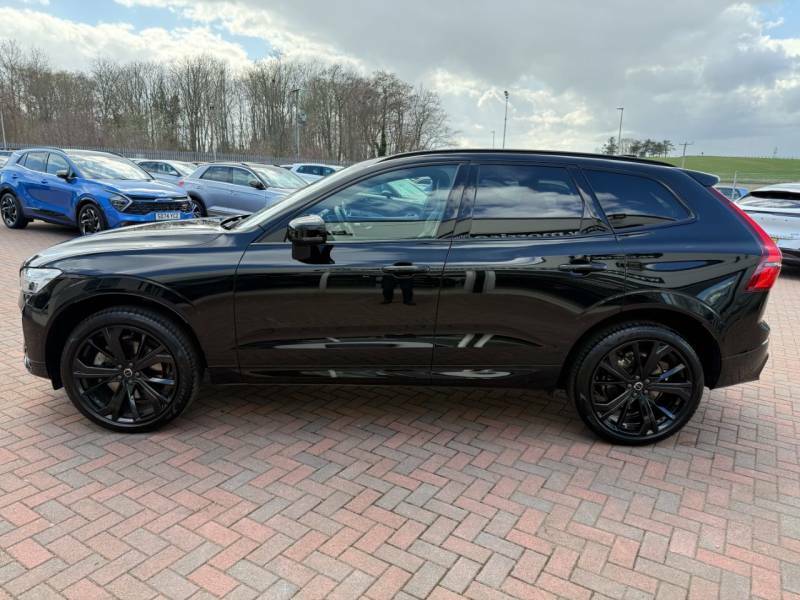 Volvo XC60 2.0 B5p 250 Awd Black Edition Plus - 2025 75 WF75DZK Black #5