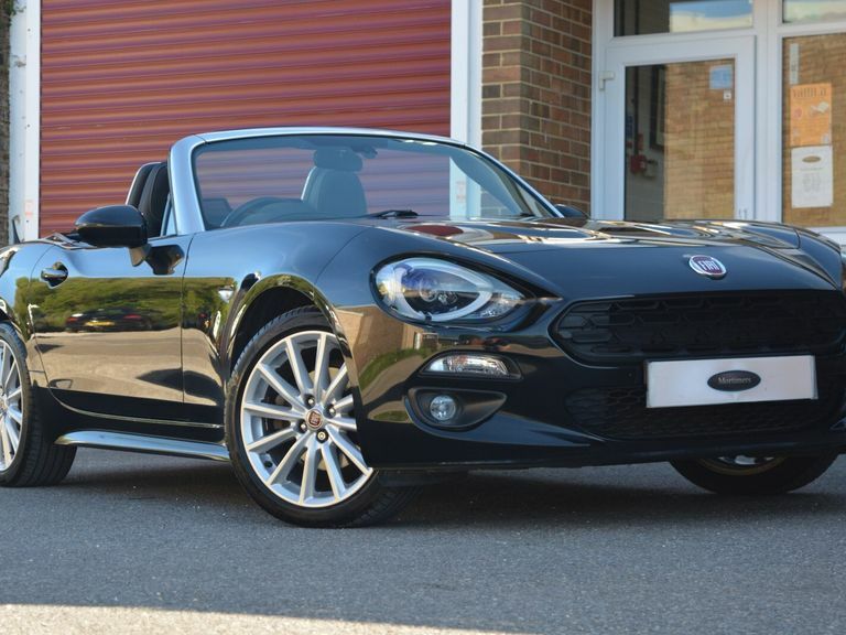 Fiat 124 Spider 1.4 Multiair Lusso Plus Black