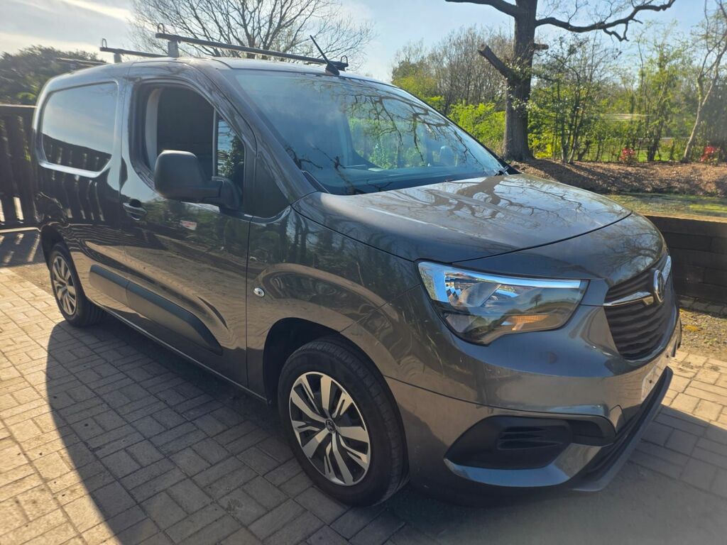 Vauxhall Combo 1.5 Turbo D 2000 Sportive Panel Van Man DN69DHG Grey #2