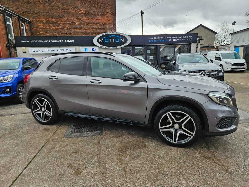 Mercedes-Benz GLA Class Amg Line Premiumcdi 4Matic 4Wd FP15VAA Grey #4