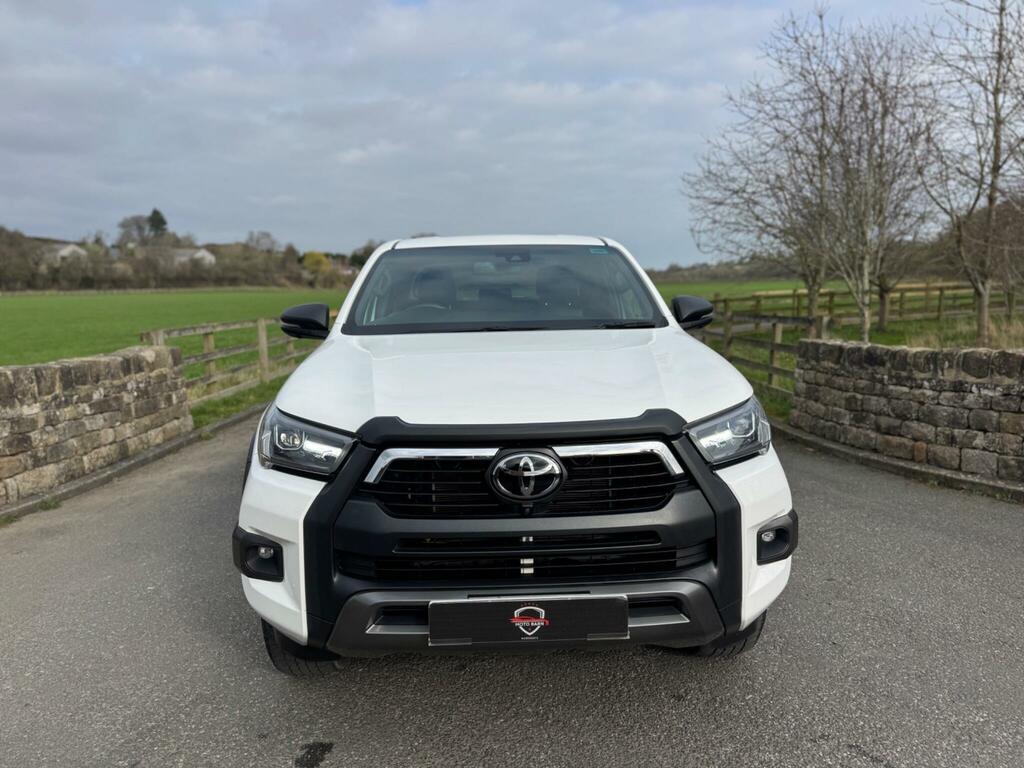 Toyota HILUX 2.8 D-4d Invincible X 4Wd Euro 6 Ss ML73UDU White #6