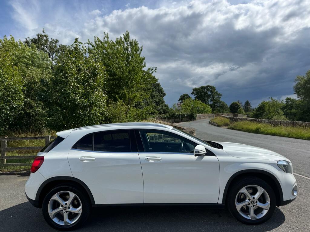 Mercedes-Benz GLA Class 2.1 Gla200d Sport Euro 6 Ss White #2