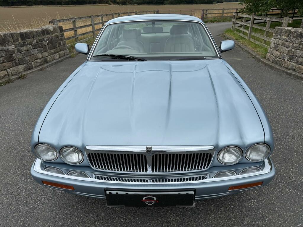 Jaguar XJ He Red #3